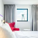 Park By Radisson Danube Otel 4*
