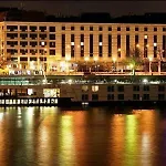 Park By Radisson Danube Otel