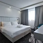 Otel Park By Radisson Danube