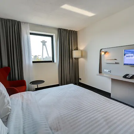 Park By Radisson Danube 4* Bratysława