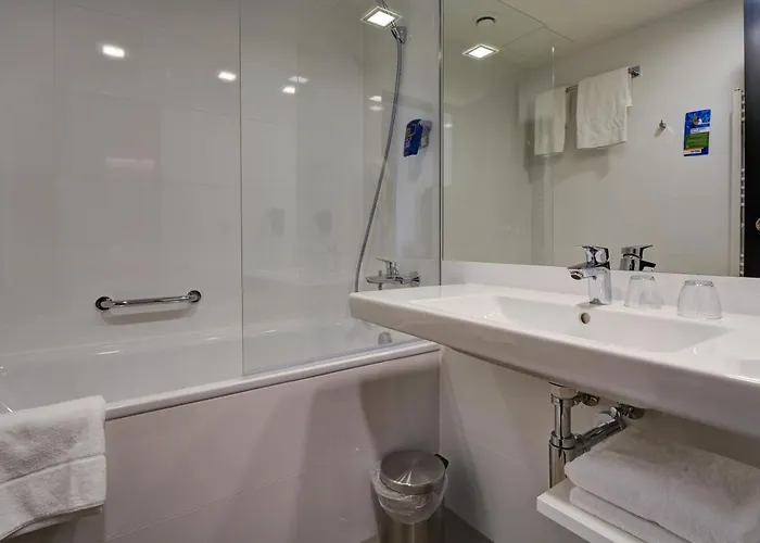 Park By Radisson Danube 4* Bratislava