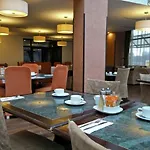 호텔 Park By Radisson Danube 4*