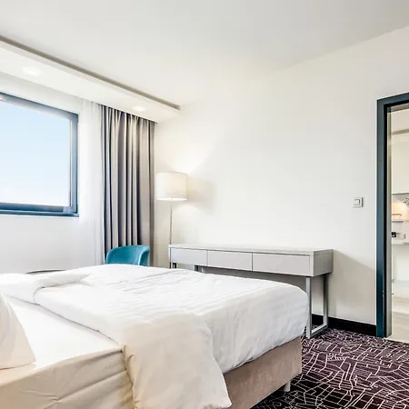 Park By Radisson Danube 4* Bratislava
