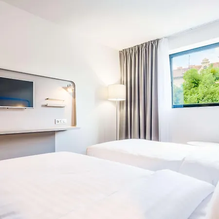 호텔 Park By Radisson Danube 4*