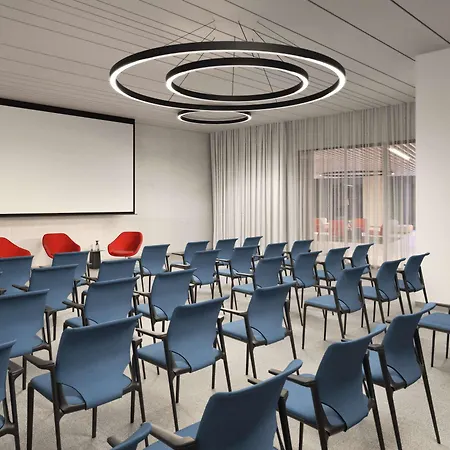 Park By Radisson Danube מלון 4*