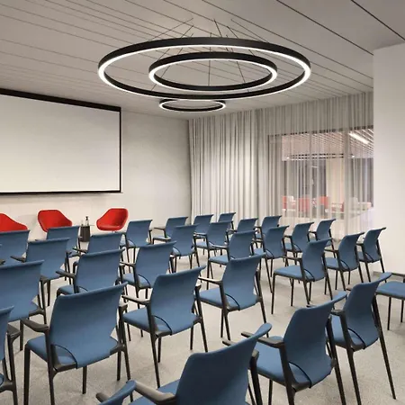 Park By Radisson Danube 호텔 4*