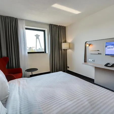 Park By Radisson Danube 4* 브라티슬라바