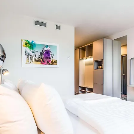 Park By Radisson Danube 4* Bratislava