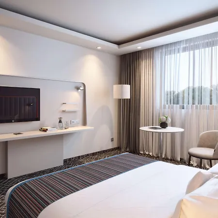 Park By Radisson Danube 호텔 4*