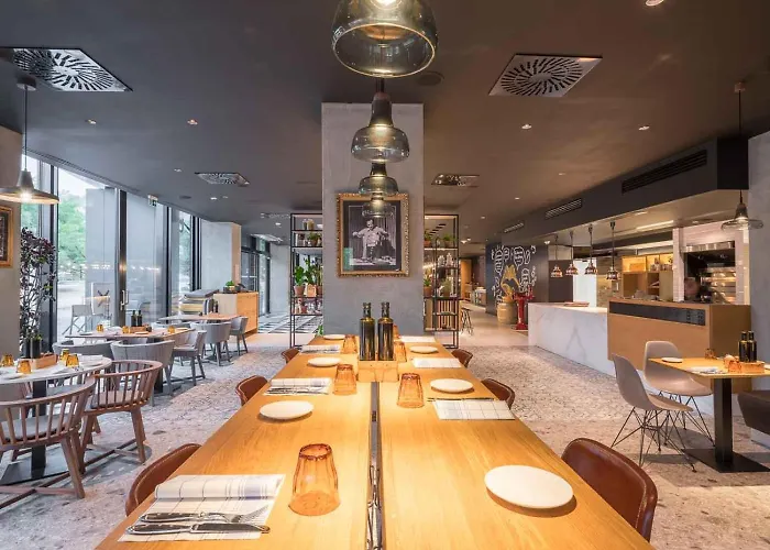 Park By Radisson Danube