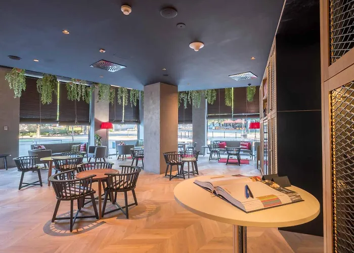 Park By Radisson Danube Ξενοδοχείο