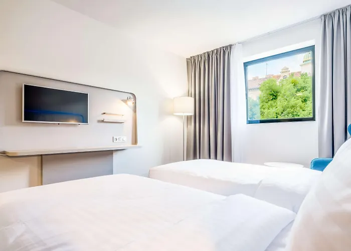 ホテル Park By Radisson Danube 4*