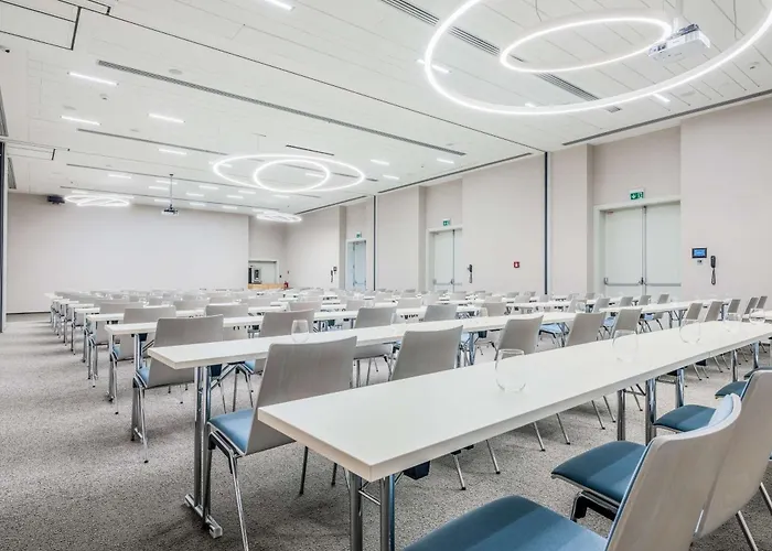 ホテル Park By Radisson Danube 4*